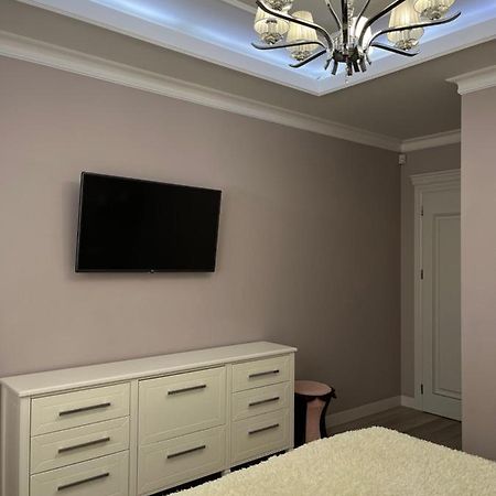 Apartament In The Center Of تشيسيناو المظهر الخارجي الصورة